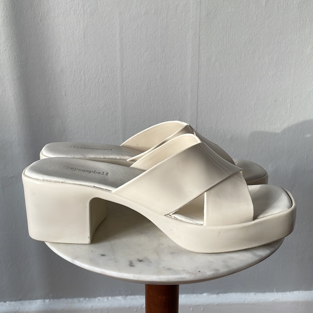 Jeffrey Campbell Cream Platform Bubblegum Slide Sandals